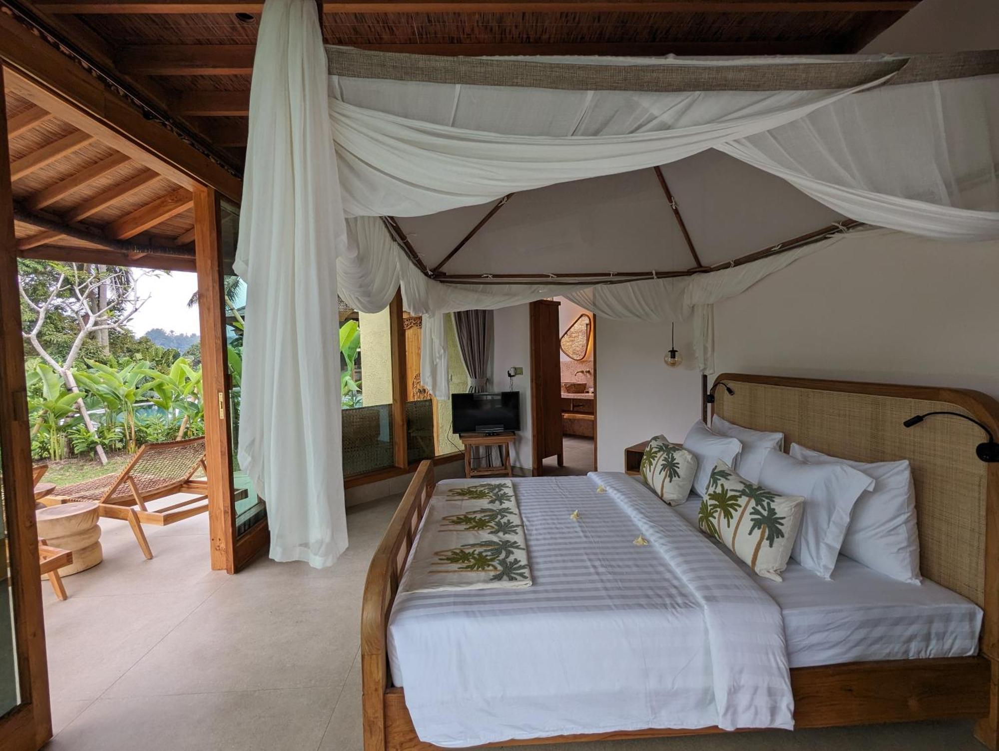 Puri Dajuma Terrace Eco Lodge & Spa Selemadeg  ภายนอก รูปภาพ